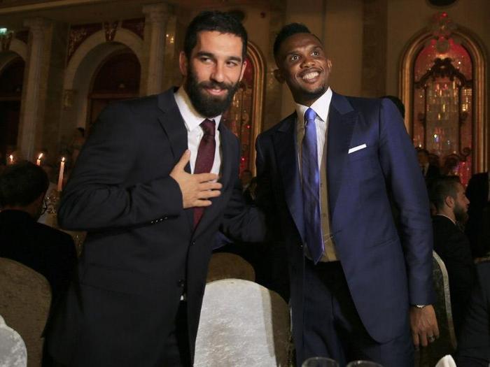 Arda Turan ve Samuel Etoo nikah şahidi oldu