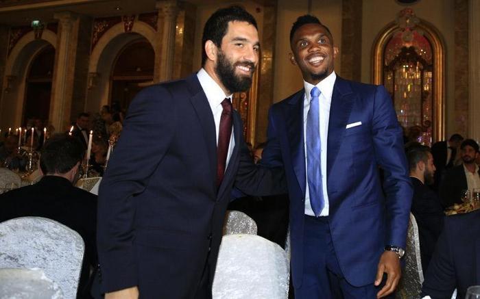Arda Turan ve Samuel Etoo nikah şahidi oldu
