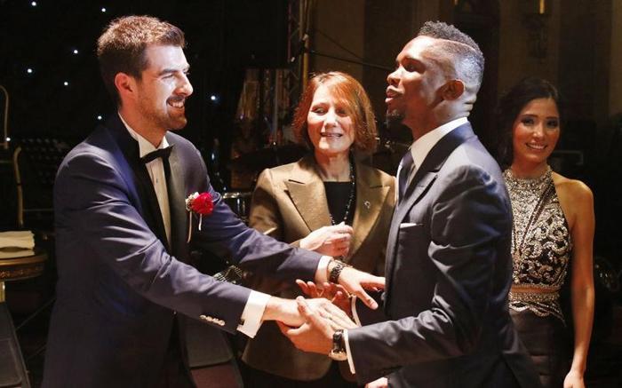 Arda Turan ve Samuel Etoo nikah şahidi oldu