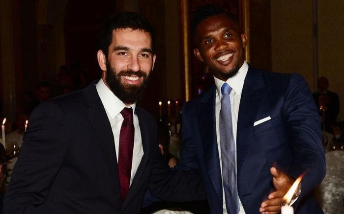 Arda Turan ve Samuel Etoo nikah şahidi oldu