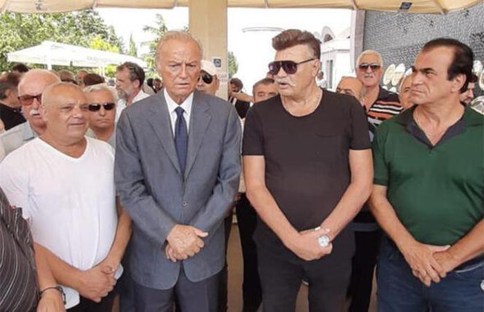 Süleyman Turana veda