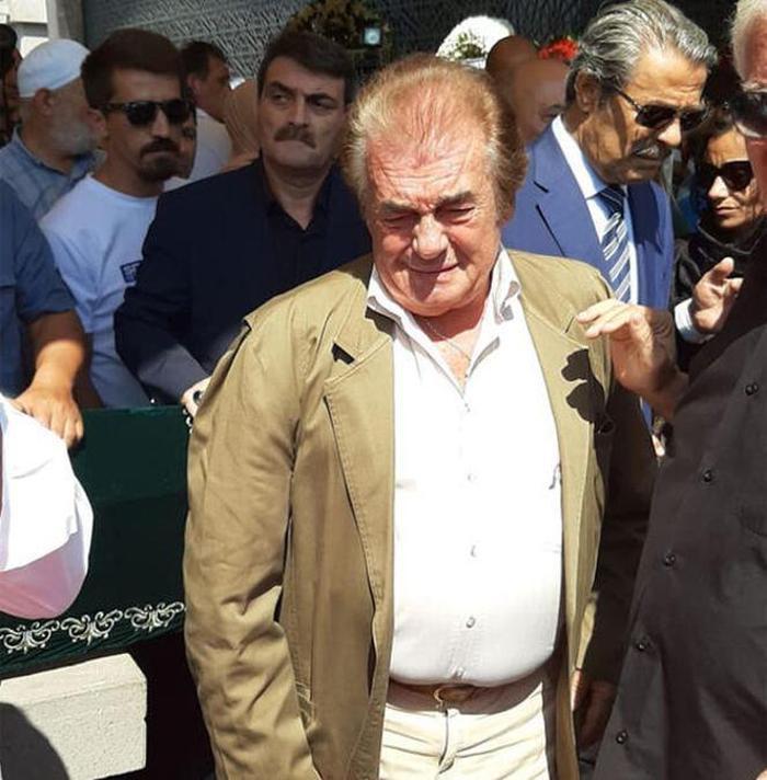 Süleyman Turana veda