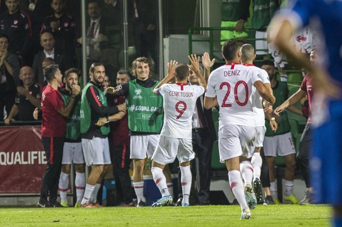 Fanatik yazarlarının Moldova - Türkiye maçı yorumları