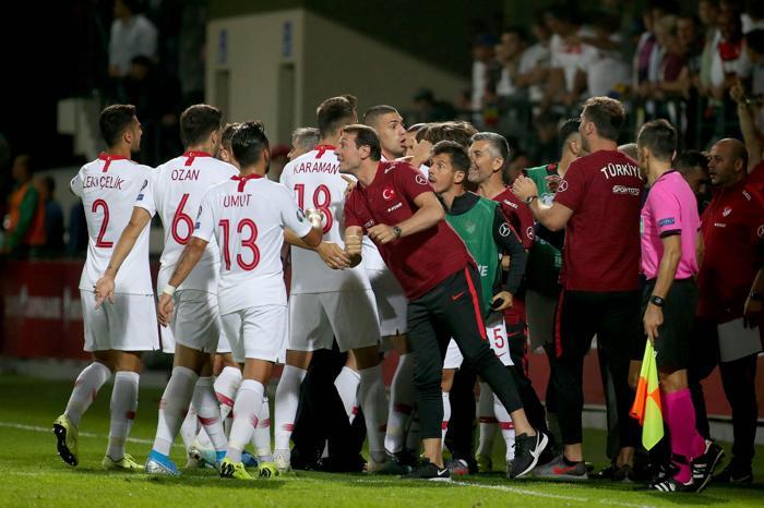 Moldova - Türkiye maçından ekrana yansımayanlar