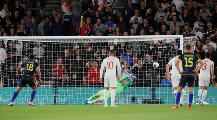 İngiltere Vedat Muriçi konuşuyor 1 gol, 2 asist