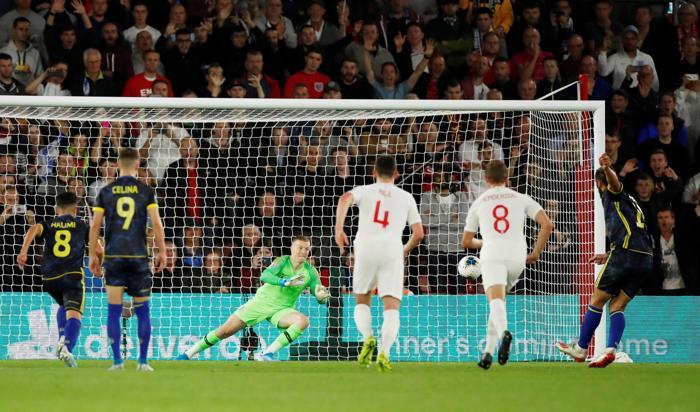 İngiltere Vedat Muriçi konuşuyor 1 gol, 2 asist