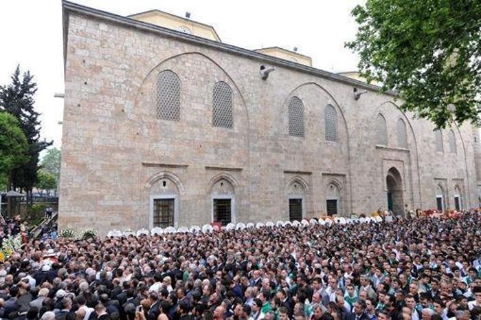 İbrahim Yazıcı son yolculuğuna uğurlandı