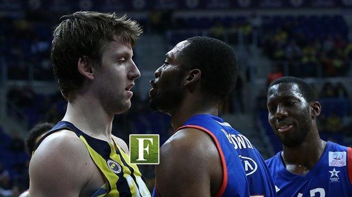 Fenerbahçe - Anadolu Efes maçında olay