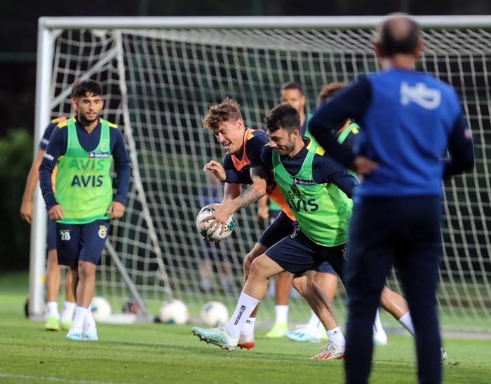 Fenerbahçede son dakika: Luiz Gustavo, Isla, Zanka...