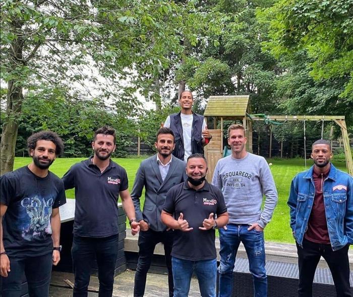Liverpoollu futbolcuların tercihi Okan Bulutun işlettiği Macello Restoran...