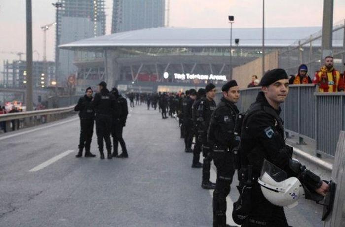 Derbi neden ertelendi