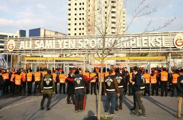 Derbi neden ertelendi