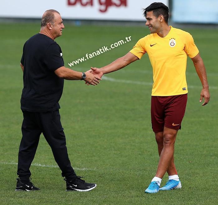 Tüm gözler Falcaodaydı