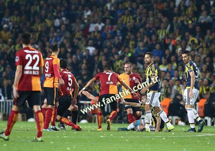 Ersun Yanaldan Galatasaray-Fenerbahçe derbisi yorumu