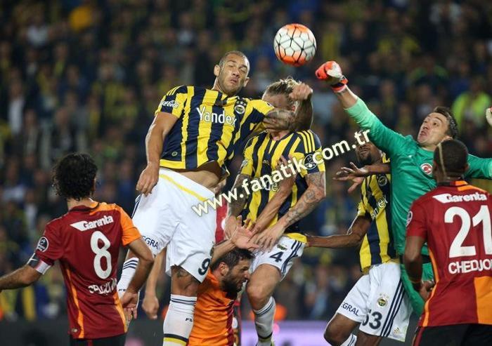 Ersun Yanaldan Galatasaray-Fenerbahçe derbisi yorumu