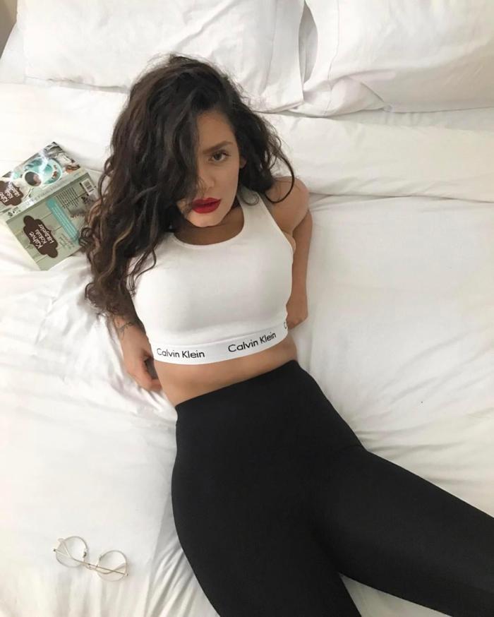 Yağmur Taktaş: Emre Mor evinde görüşme teklif etti