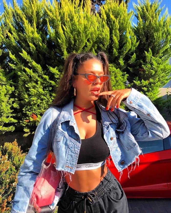 Yağmur Taktaş: Emre Mor evinde görüşme teklif etti