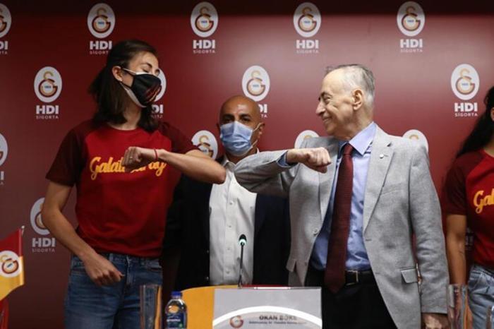Galatasaray Başkanı Mustafa Cengizden olay açıklamalar... Üzülmek de ne, deliriyorum