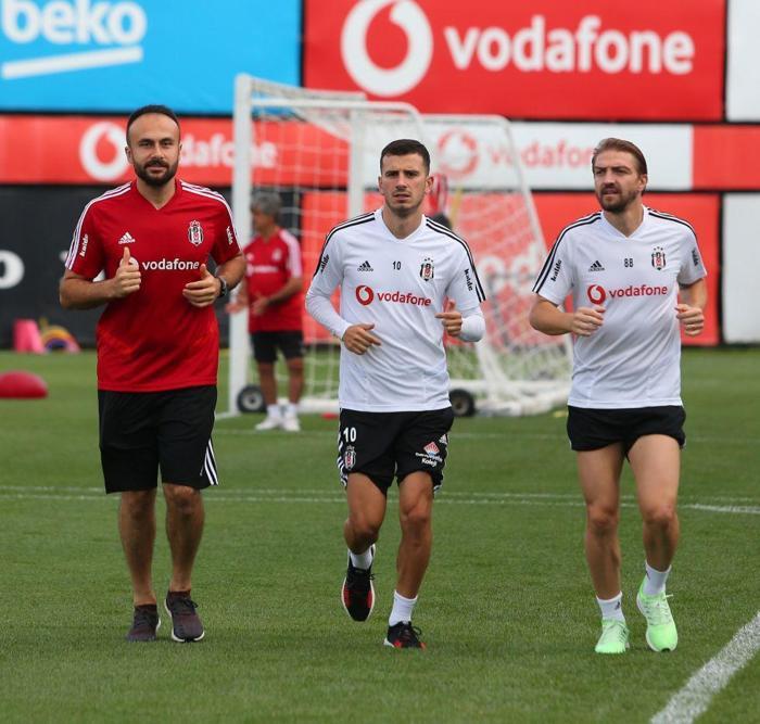 Beşiktaşta son dakika: Atiba Hutchinson müjdesi