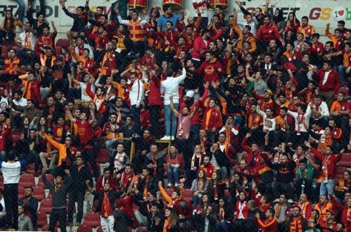 TARAFTARI OLDUĞUNUZ TAKIMI SEÇME NEDENİNİZ NEDİR