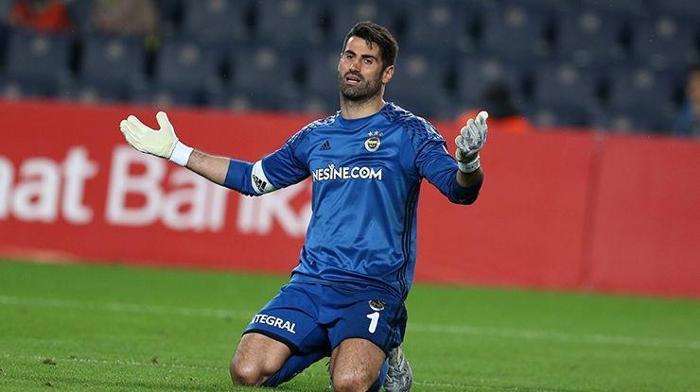 Volkan Demirelin yerine o geliyor Yeni eldiven...