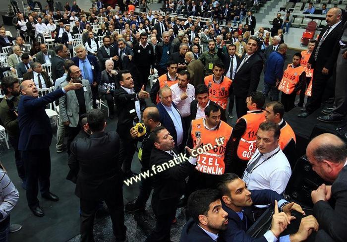 Beşiktaş idari ve mali genel kurulunda olay
