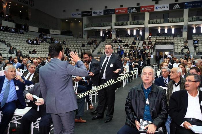 Beşiktaş idari ve mali genel kurulunda olay