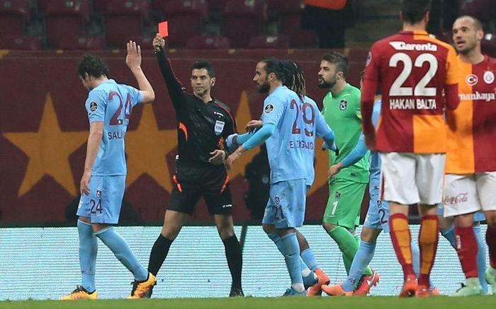 Deniz Ateş Bitnele bir darbe de TFFden
