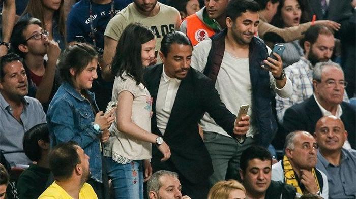 Final Foura ünlüler akın etti