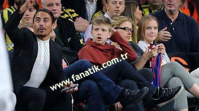 Final Foura ünlüler akın etti