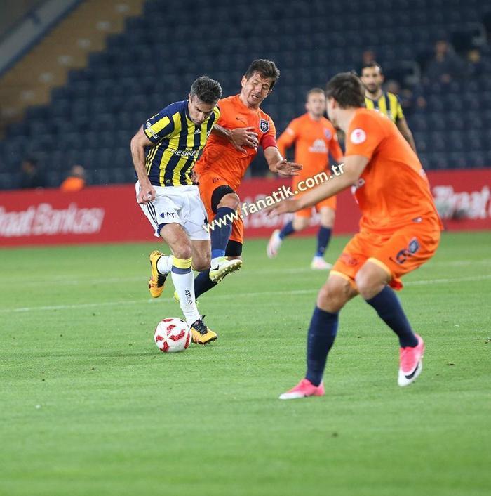 Fenerbahçe - Başakşehir maçından kareler