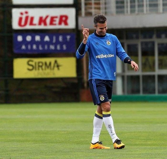 Fenerbahçe idmanında Lens şov