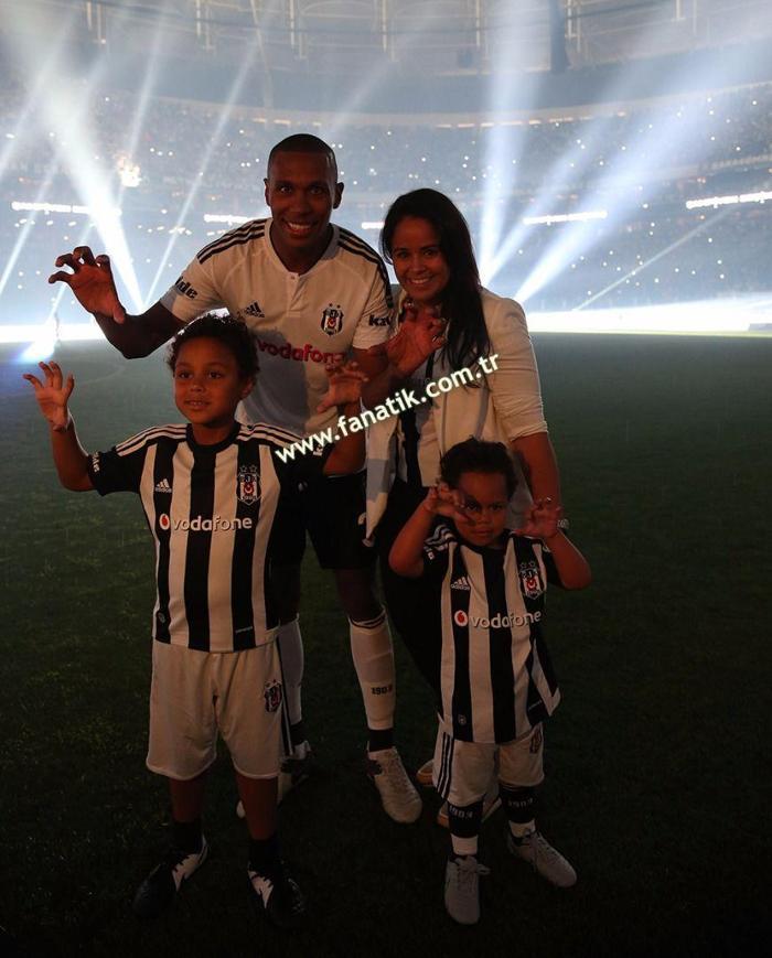 Beşiktaş geçen sene bugün şampiyon oldu