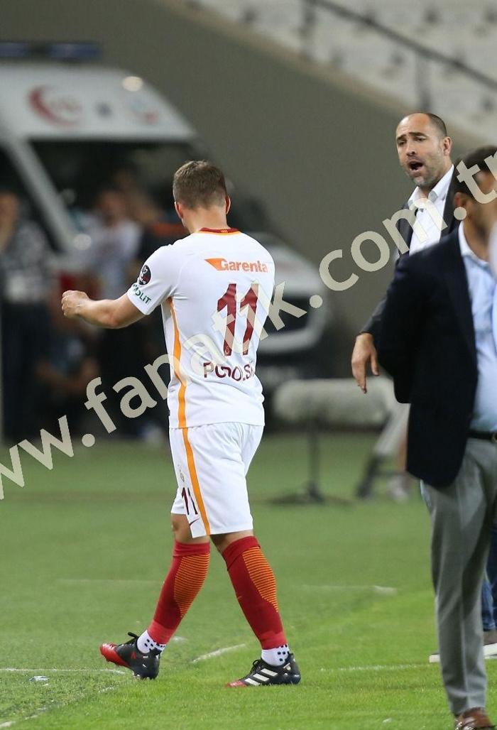 Gaziantepspor maçında Podolski-Tudor krizi