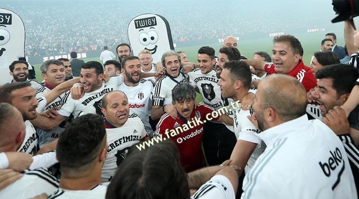 Beşiktaş geçen sene bugün şampiyon oldu