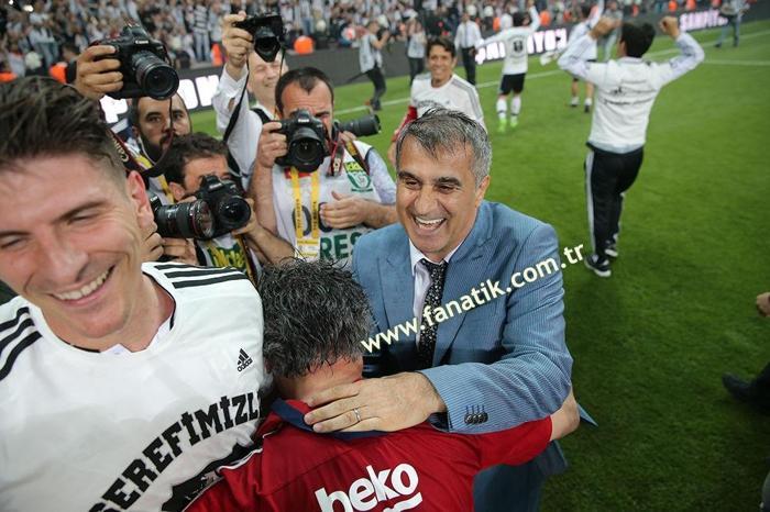 Beşiktaş geçen sene bugün şampiyon oldu