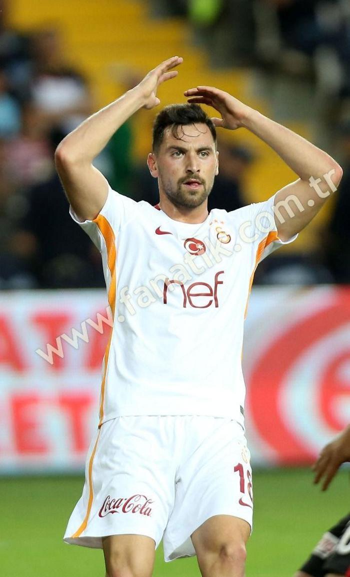 Gaziantepspor maçında Podolski-Tudor krizi