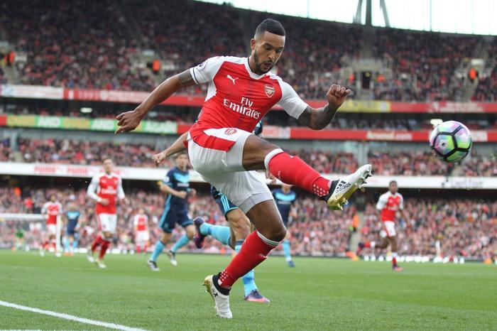 Theo Walcott: 22 milyon Pound