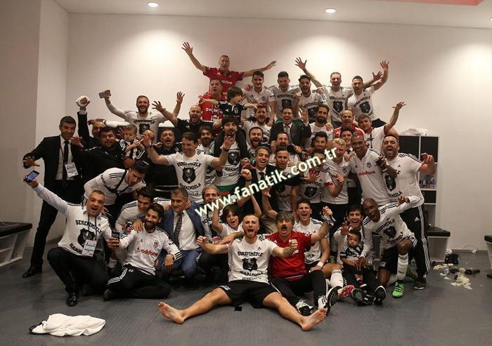 Beşiktaş geçen sene bugün şampiyon oldu