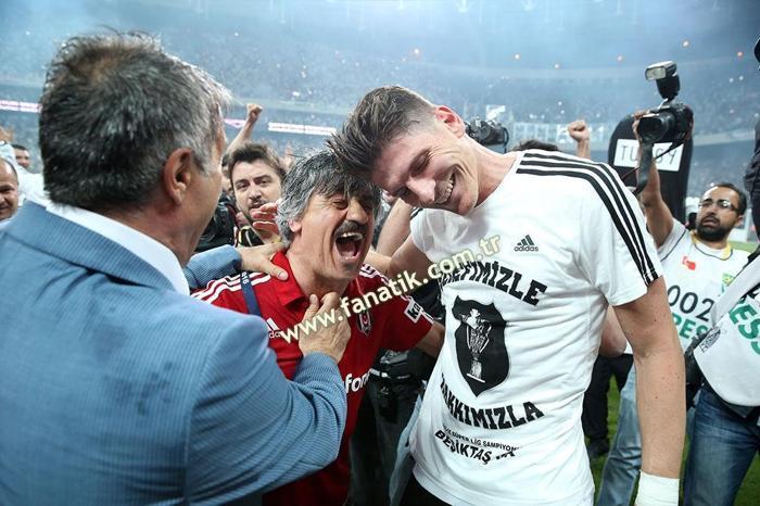 Beşiktaş geçen sene bugün şampiyon oldu