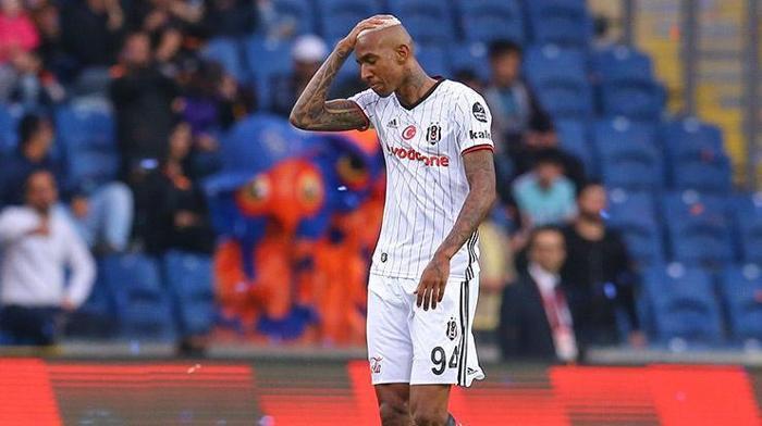 Beşiktaşta son dakika transfer gelişmesi... Talisca tehlikesi
