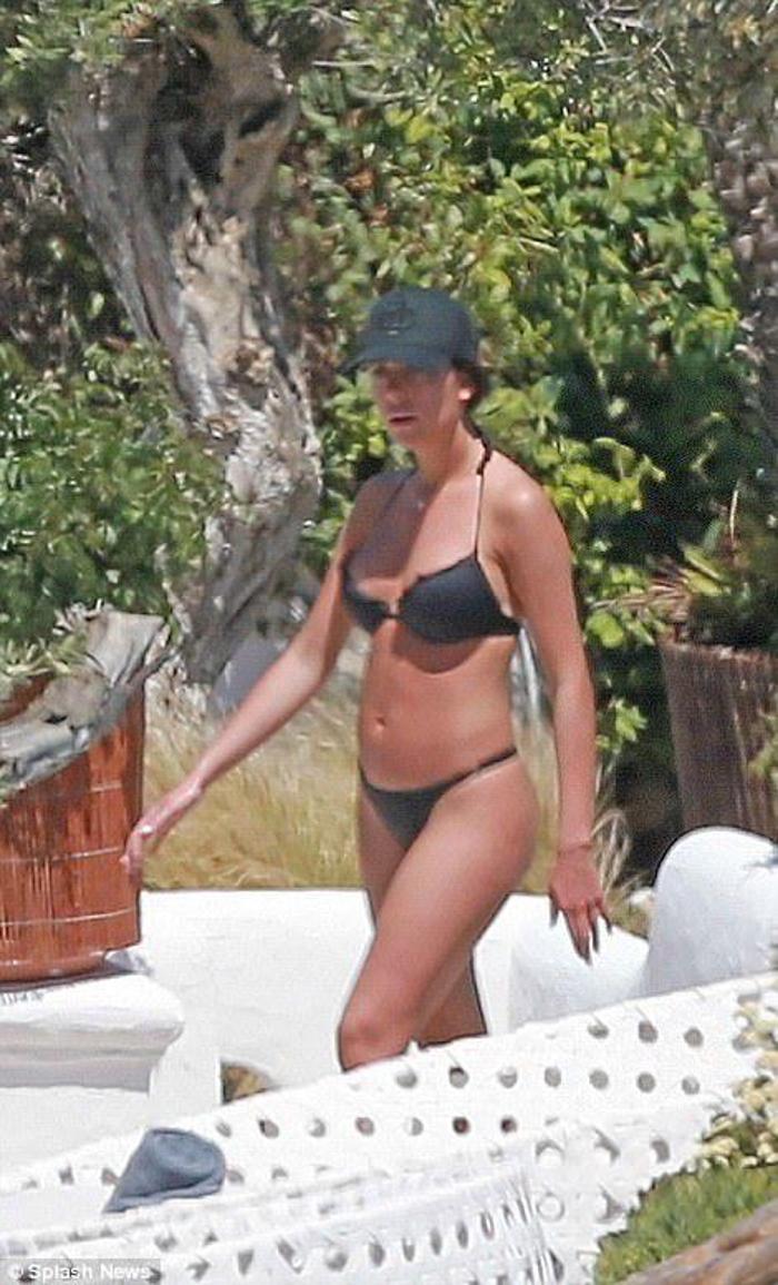 Cristiano Ronaldo sevgilisi Georgina Rodriguez tatilde