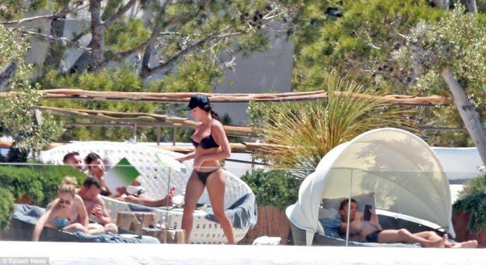 Cristiano Ronaldo sevgilisi Georgina Rodriguez tatilde