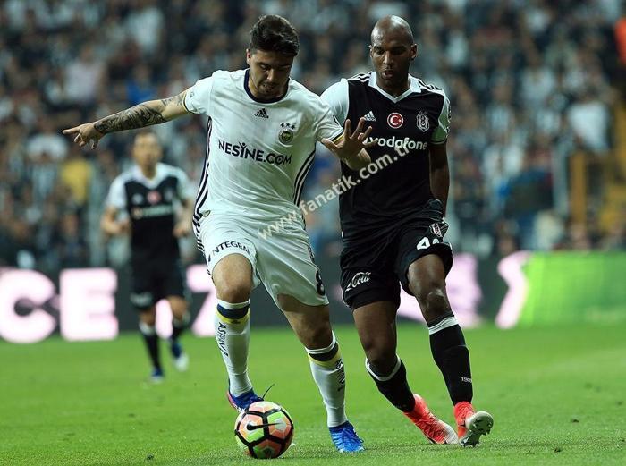 Beşiktaş - Fenerbahçe maçından kareler Herkesi şaşırtan görüntü...