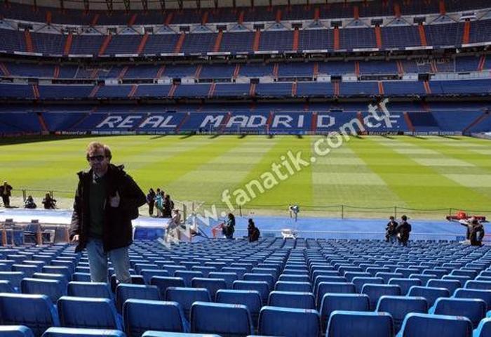 Madridden Sarı Kırmızı kareler
