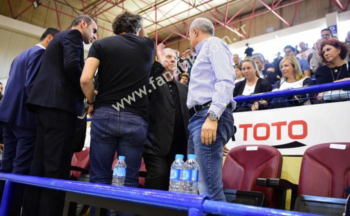 Aziz Yıldırımın Işık Eyigüngöre attığı tokadın görüntüleri