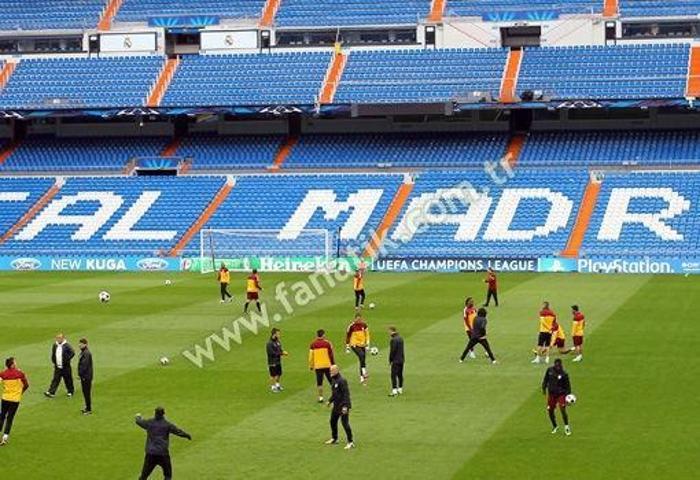 Madridden Sarı Kırmızı kareler