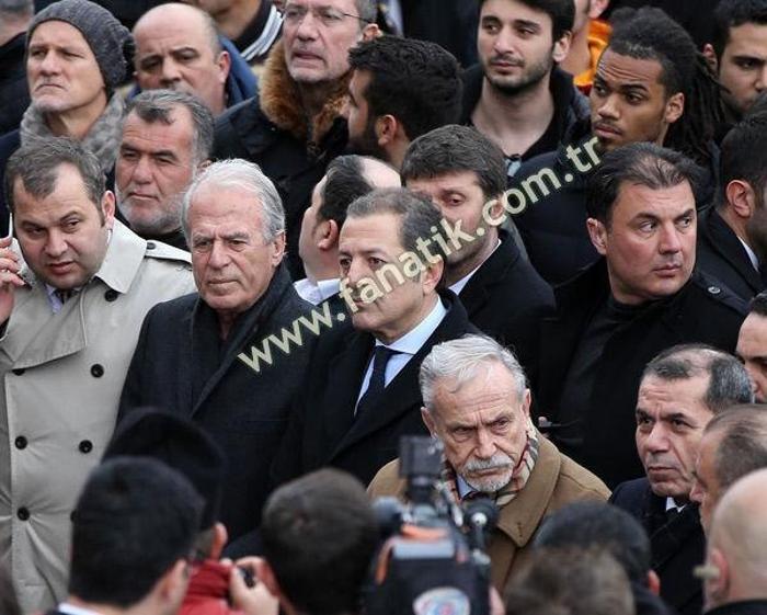 Umut Bulutun babası Kemal Bulutun cenazesinden kareler...