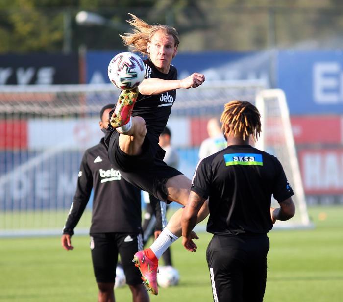 Beşiktaşta Sergen Yalçından son dakika kararı Forvette kim oynayacak