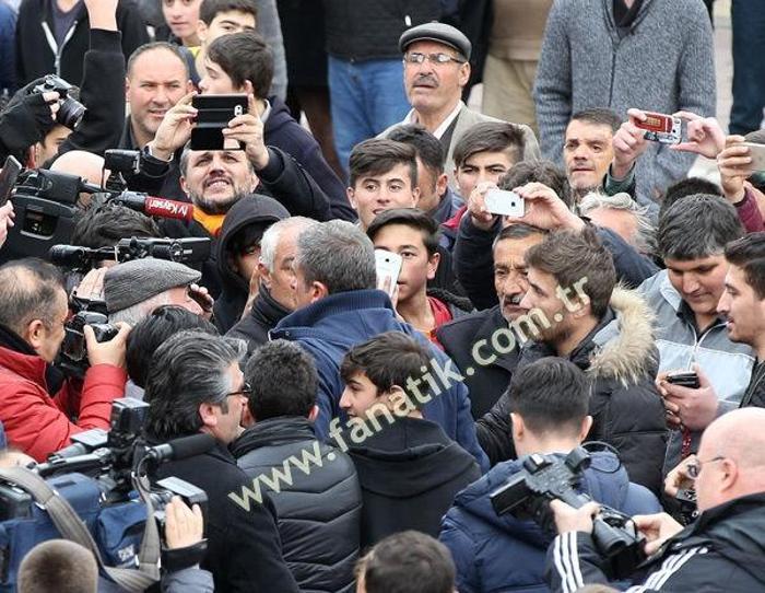 Umut Bulutun babası Kemal Bulutun cenazesinden kareler...